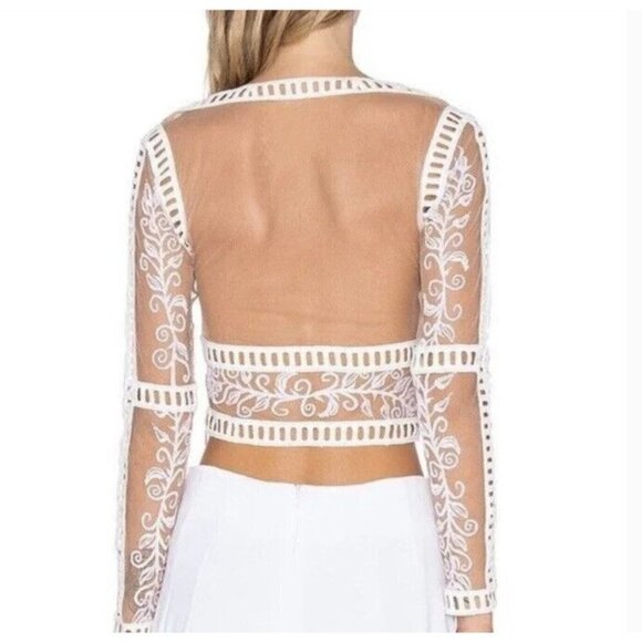 RARE FOR LOVE AND LEMONS DESERT NIGHTS MESH CROP TOP Size Small NEW White V - Picture 2 of 11